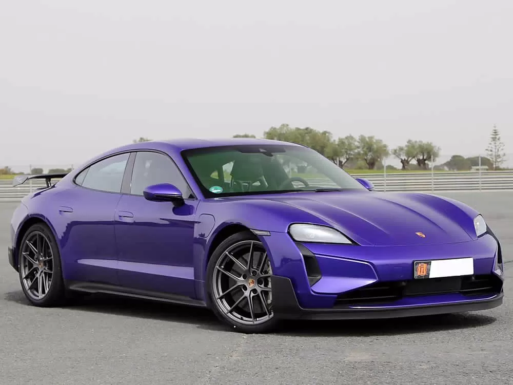 Porsche Taycan EV 2024
