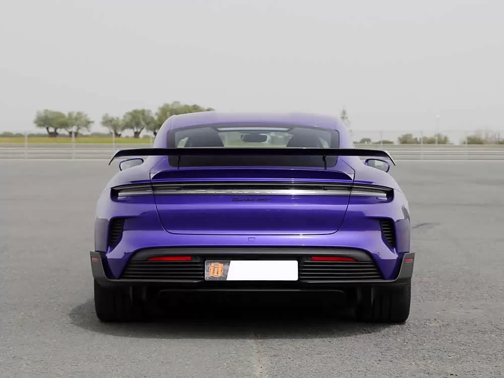 Porsche Taycan EV 2024