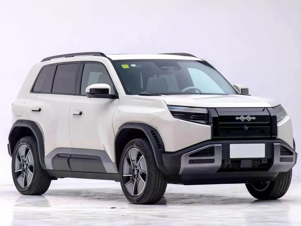 Formula Leopard Titan 3 EV 2025