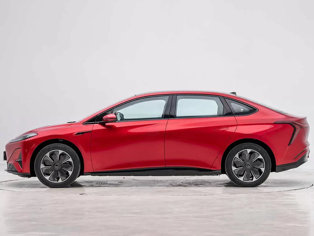 Hongqi Tiangong 05 EV 2025