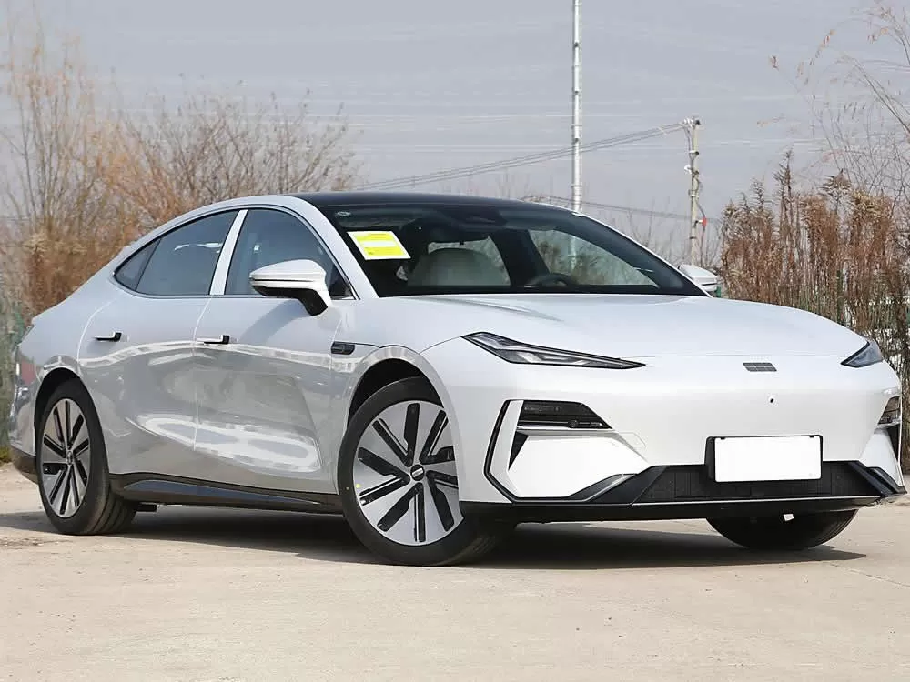 Geely Galaxy E8 EV 2025