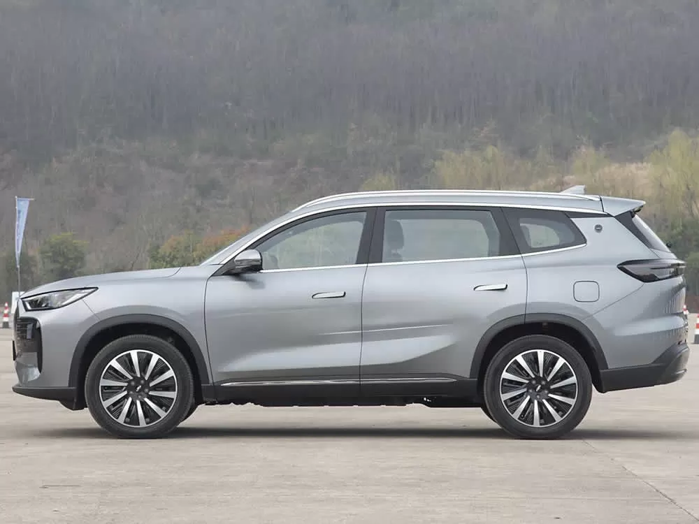 Chery FULWIN T8 2025