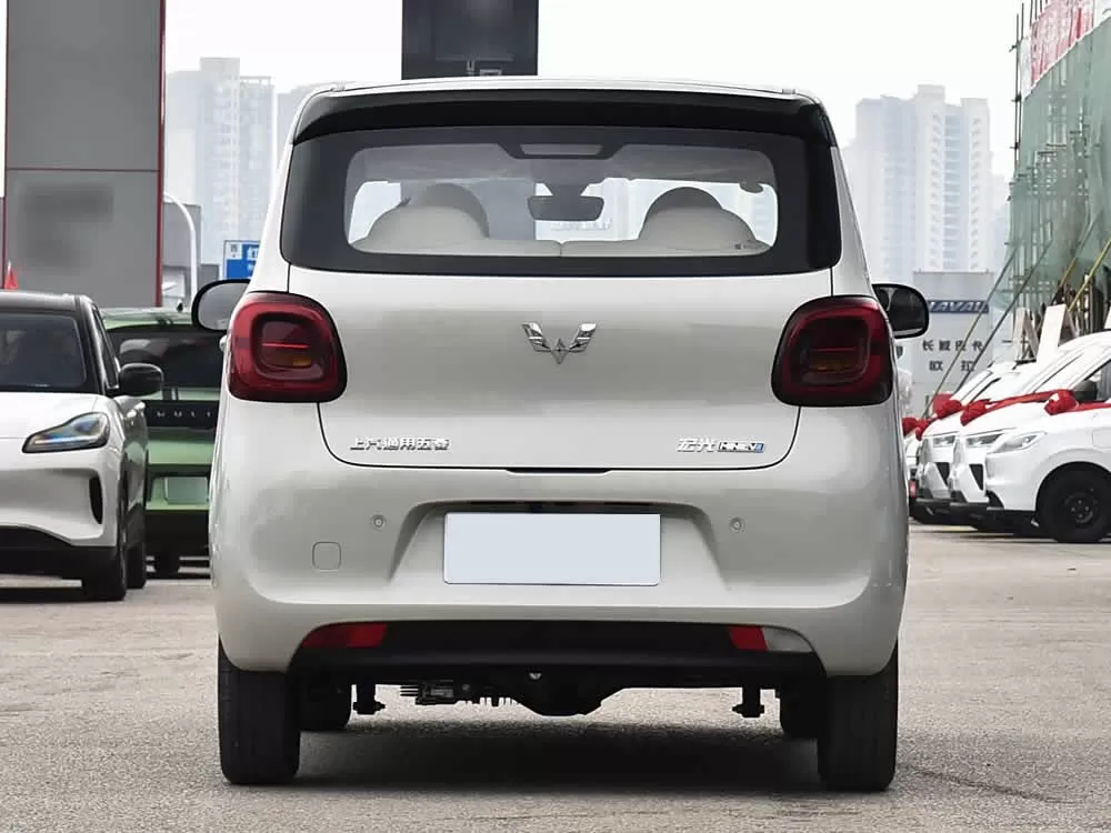 Wuling Hongguang MINIEV 2025