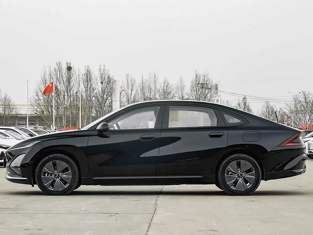 Wuling Starlight PHEV&EV 2024