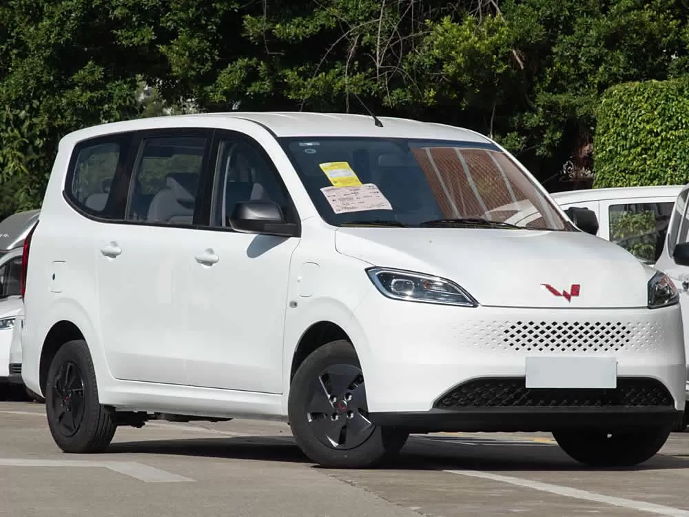 Wuling Hongguang REEV EV 2025