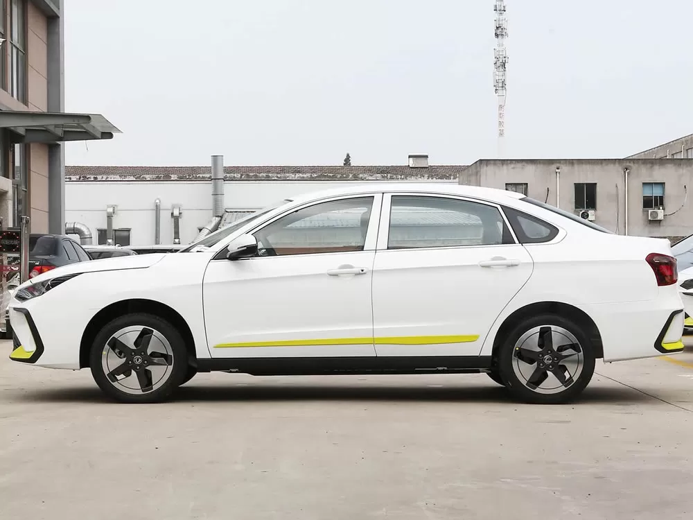 DongFeng Aeolus E70 EV 2023