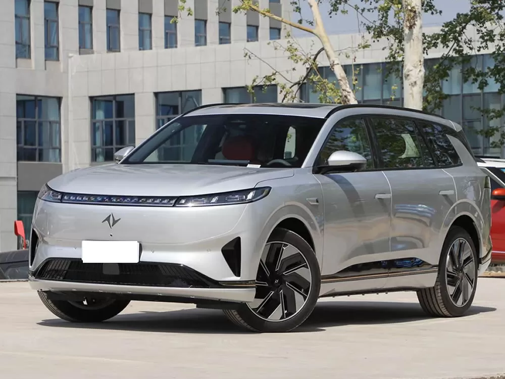 DongFeng eπ008 EV 2025