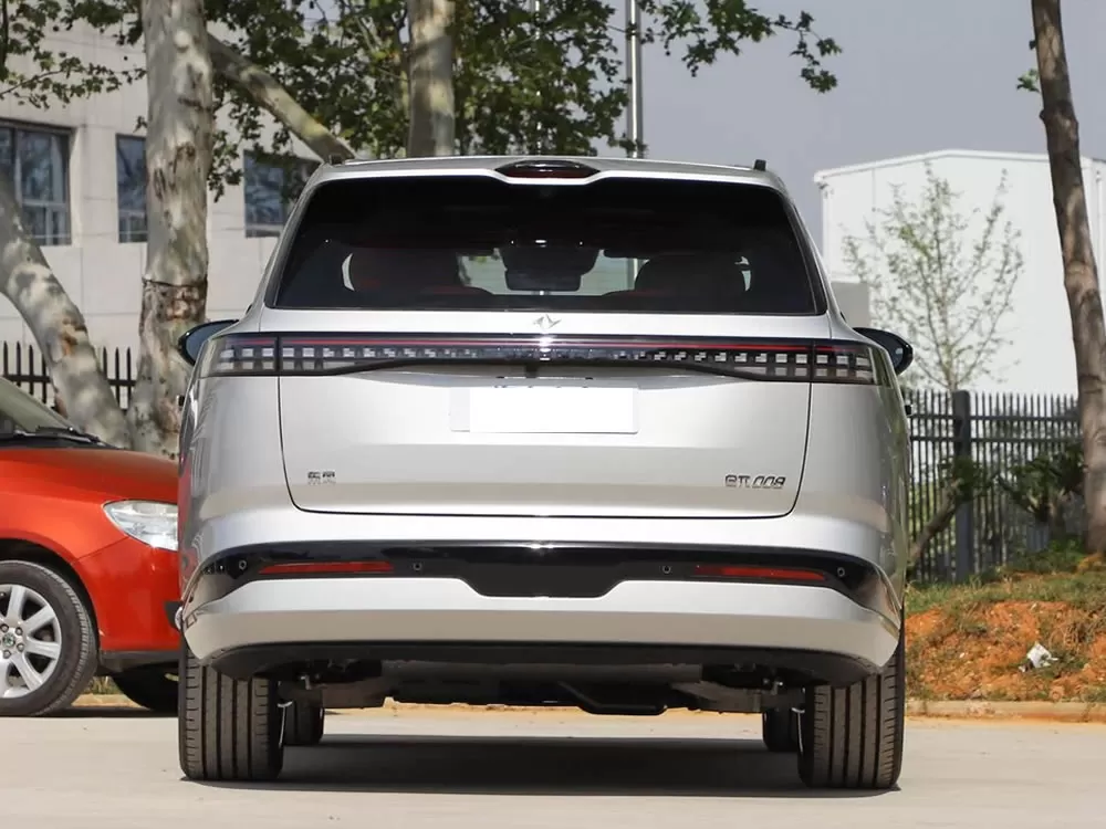 DongFeng eπ008 EV 2025