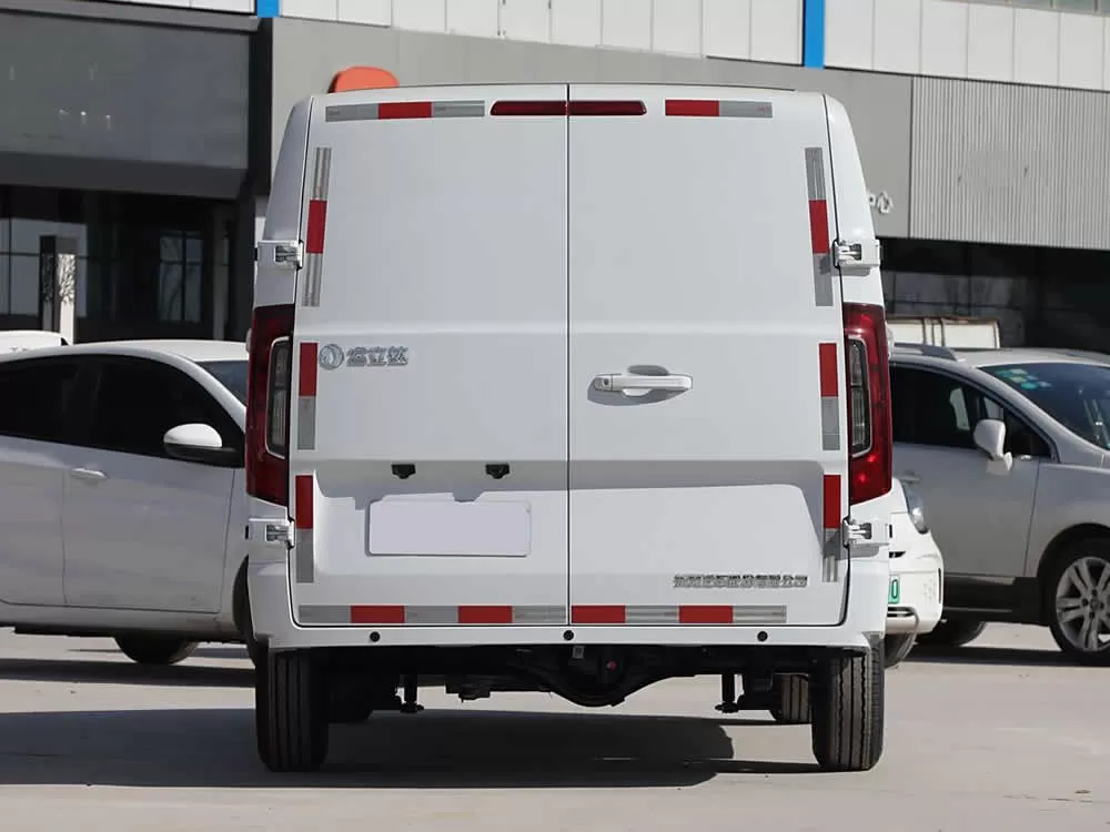 DongFeng ROVEDA V7 EV 2025