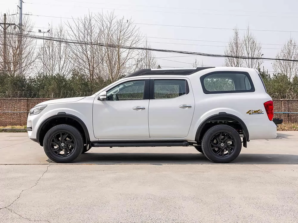 DongFeng Ruiqi 7 EV 2025