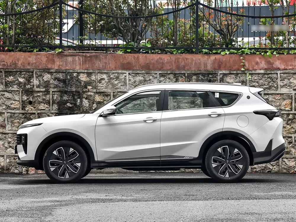 JETOUR X70 PLUS C-DM 2025