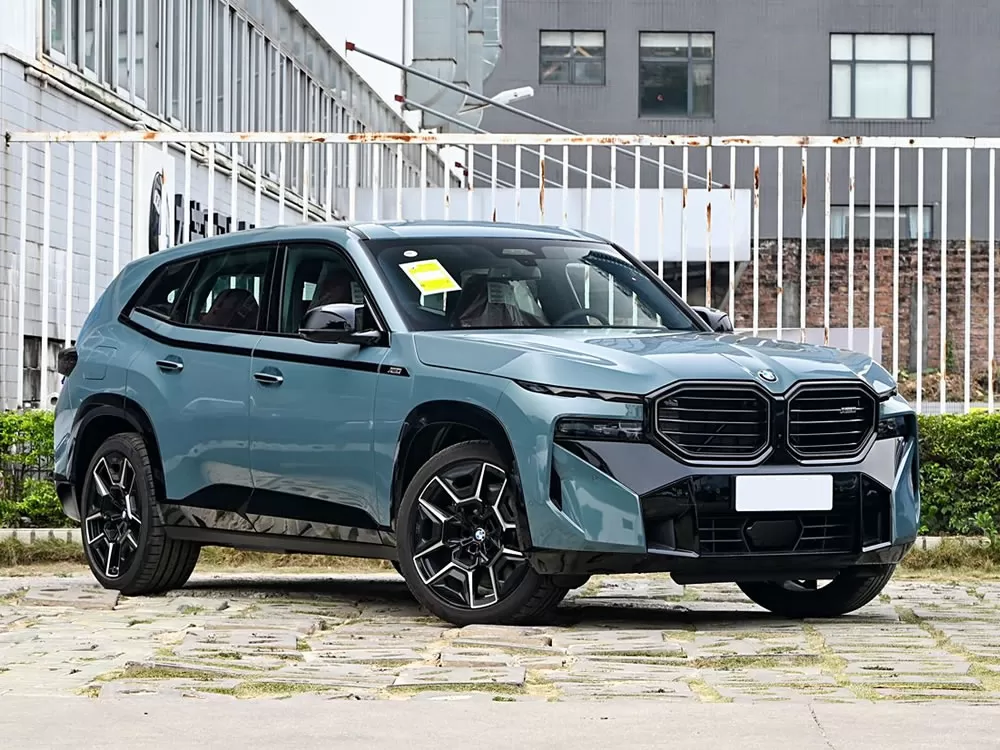 BMW XM 50e 2024