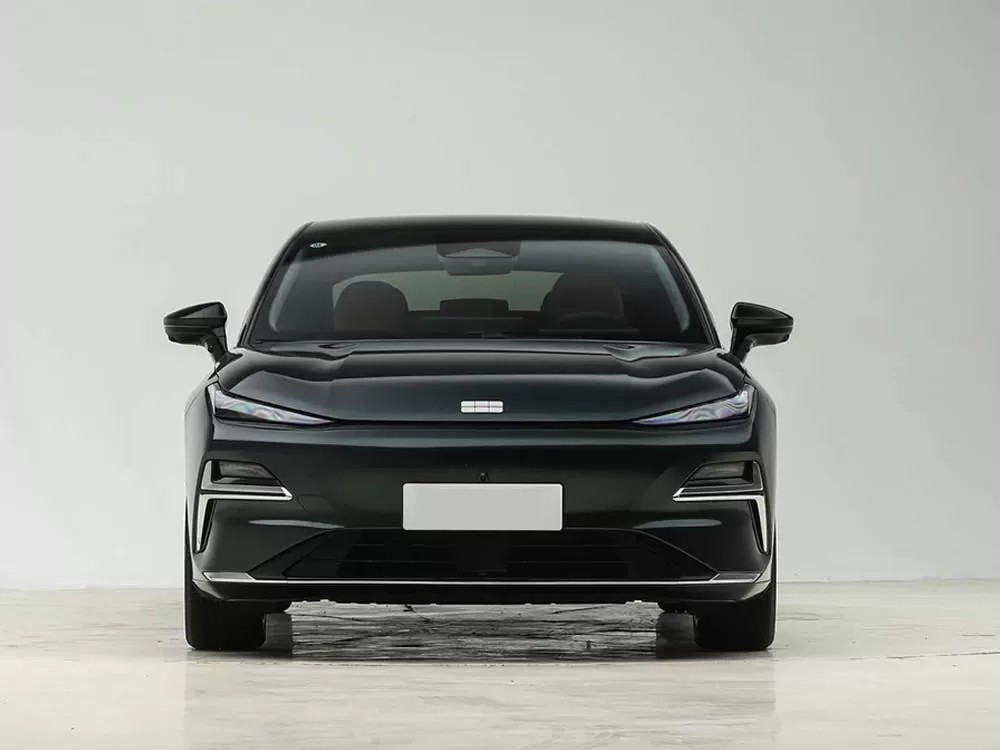 Geely GALAXY XingYao 8 PHEV 2025