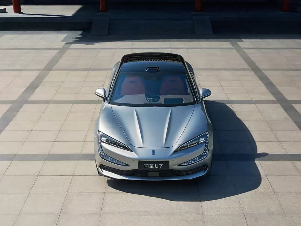 BYD Yangwang U7