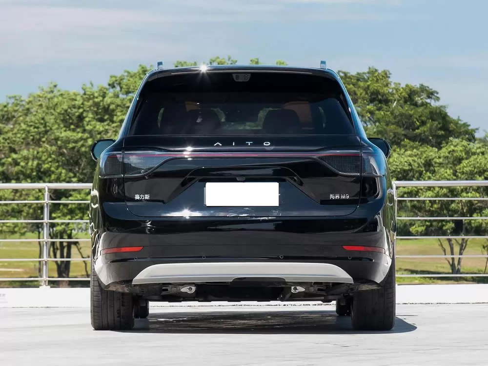 AITO M9 REEV/EV 2025