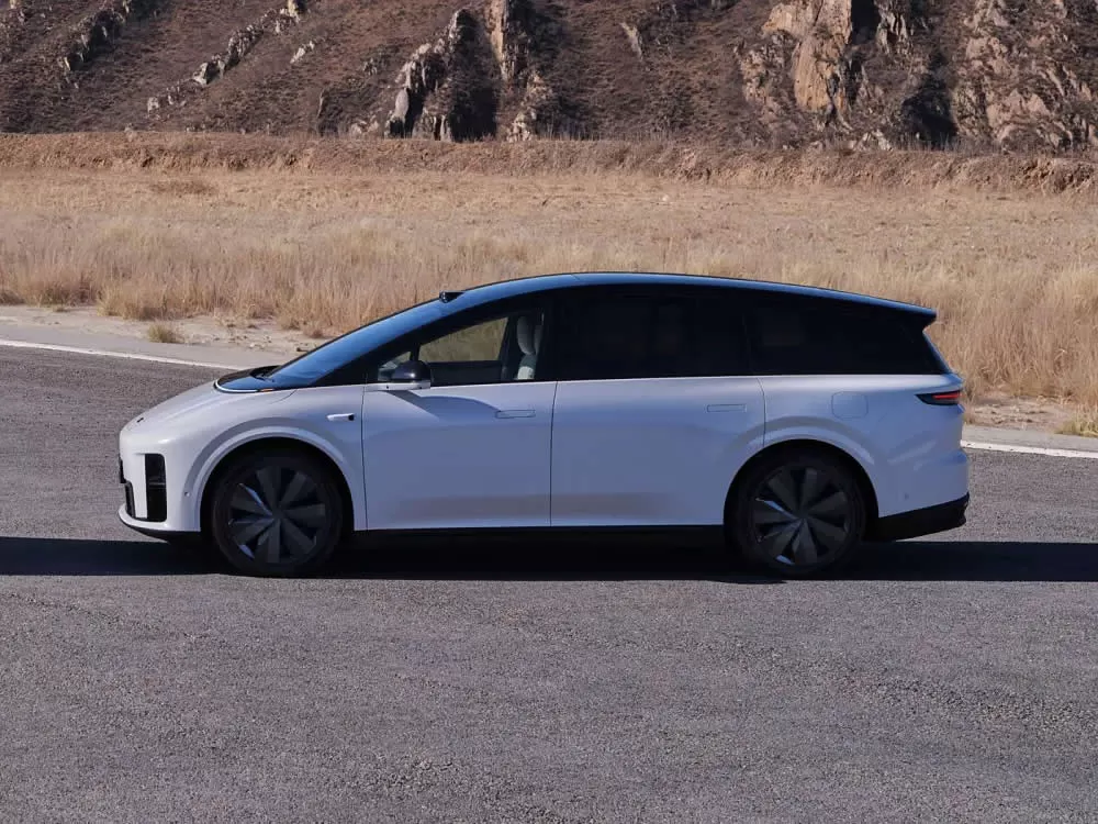 Lixiang i8