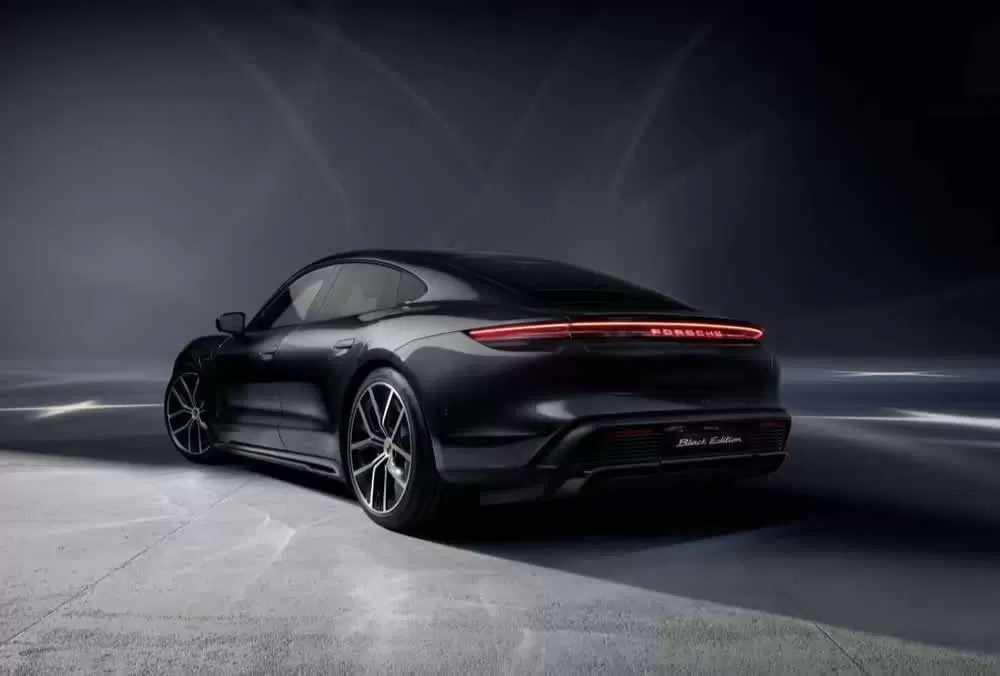 Taycan Black Edition 2026