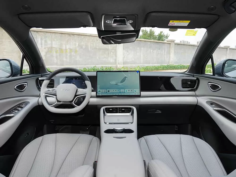 BYD SEALION 06