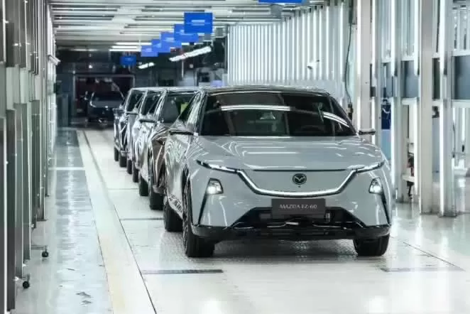 Chang'an Mazda EZ-60 officially rolls off the production line