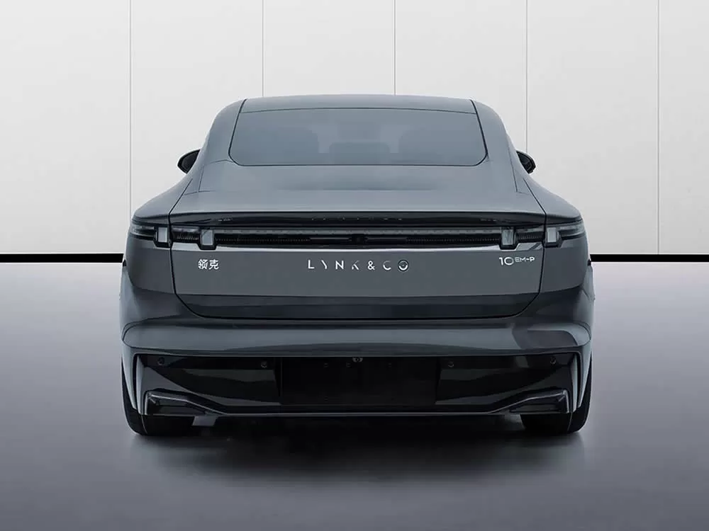 LYNK&CO 10 EM-P