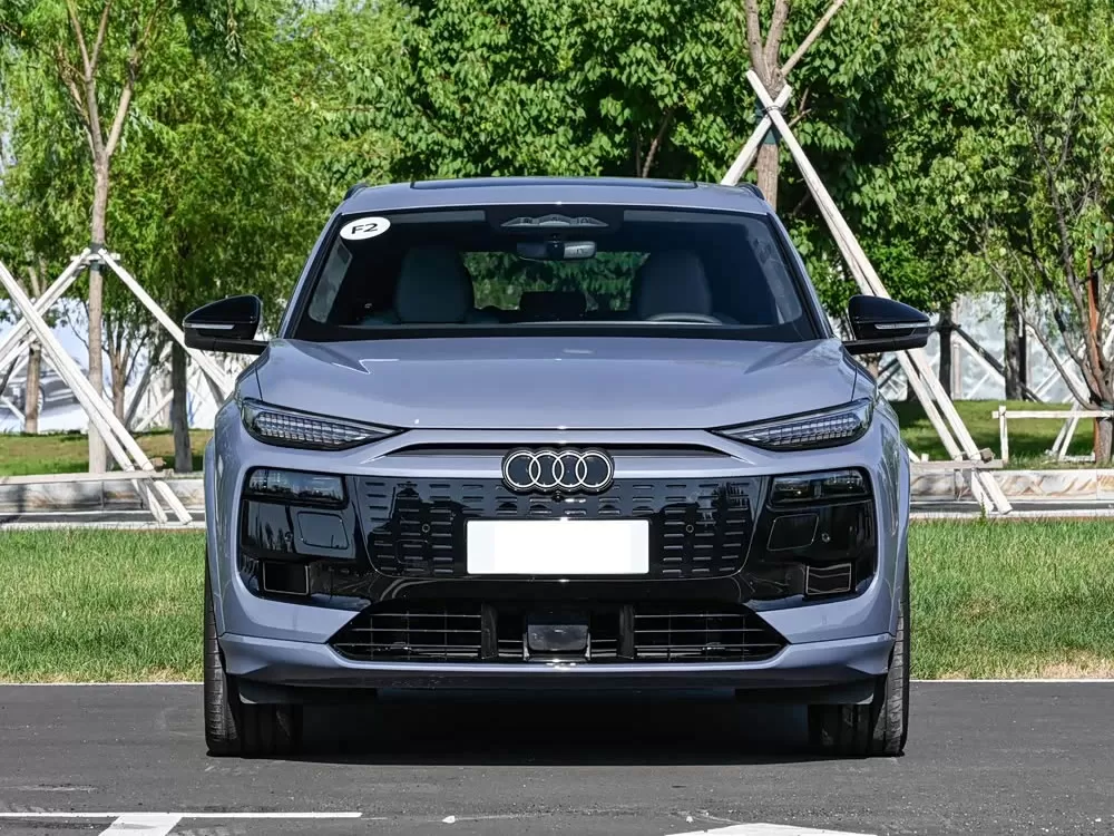 Audi Q6L e-tron EV 2026
