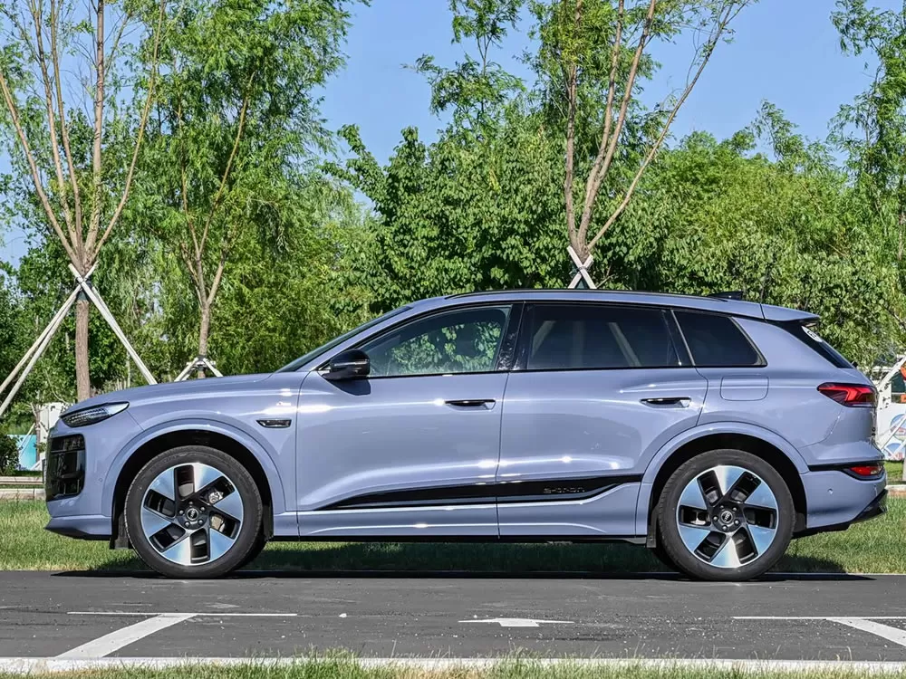 Audi Q6L e-tron EV 2026