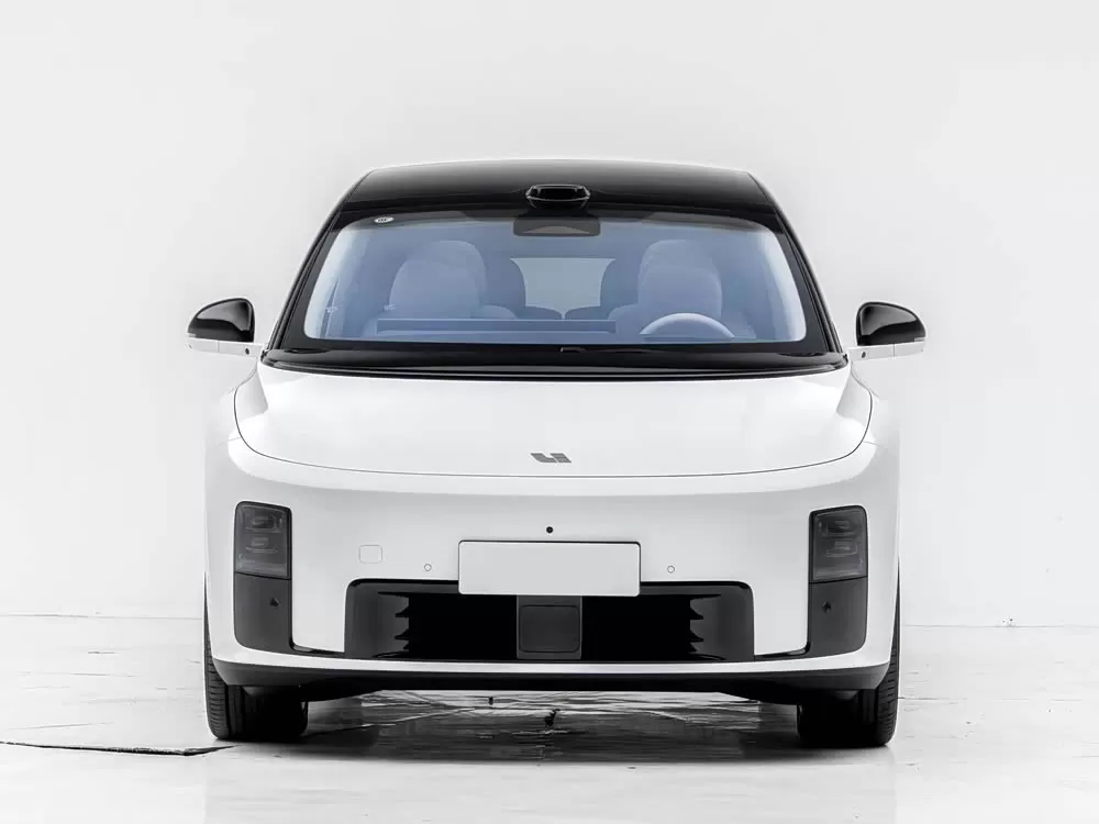 ليشيانغ i8 EV 2025