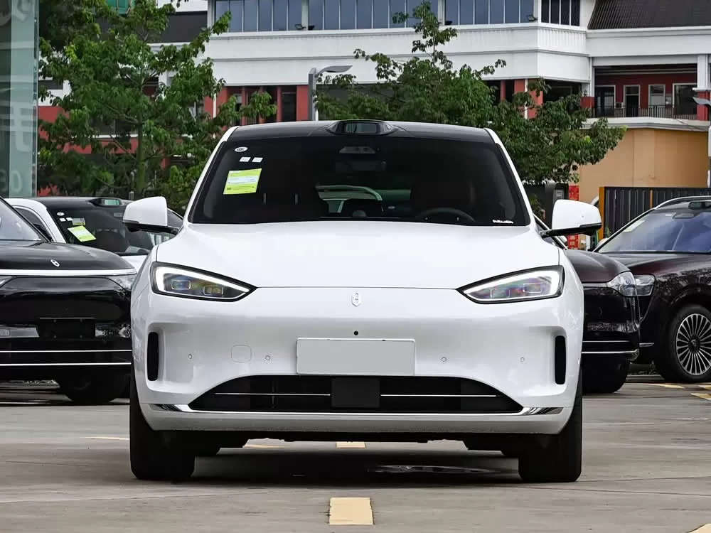 AITO M5 REEV/EV 2025