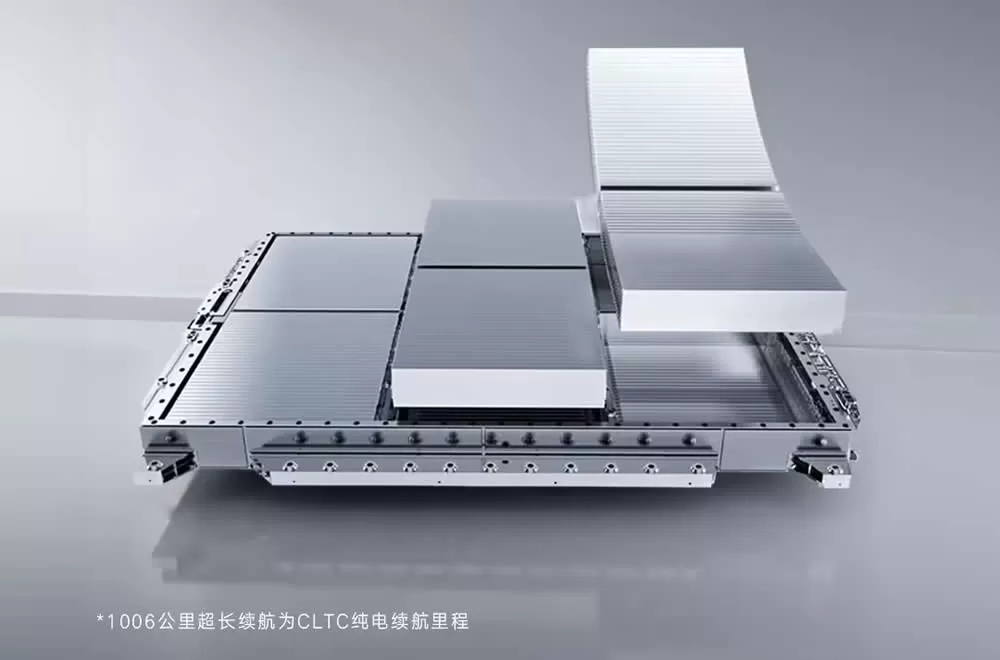 سيارة BYD Yangwang U7 موديل 2026 تُطلق ببطارية Blade من الجيل الثاني، بمدى كهربائي كامل يصل إلى 1006 كيلومترات