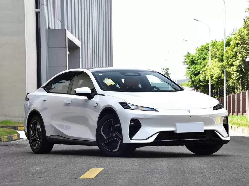 Deepal L07 REEV/EV 2025