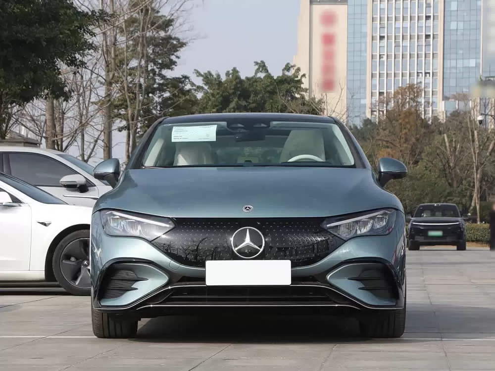 BENZ EQE 500 4MATIC EV 2025