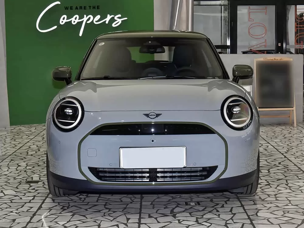 MINI Cooper Paul Smith Designer Edition eléctrico 2026