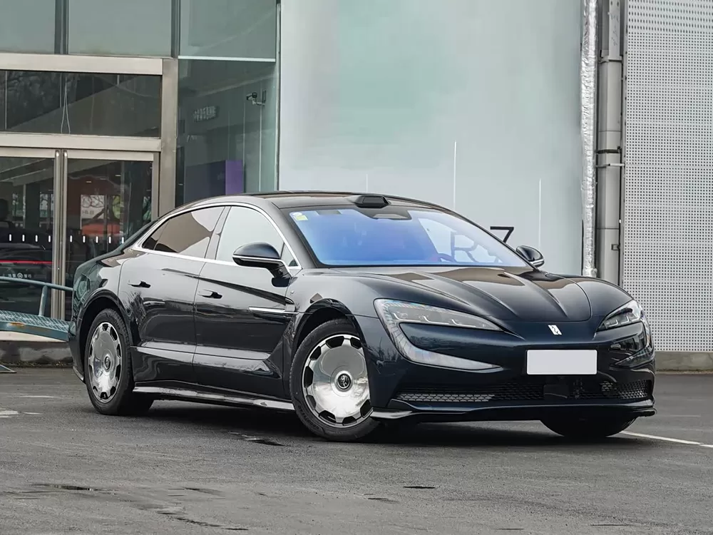 BYD Yangwang U7 EV PHEV 2026