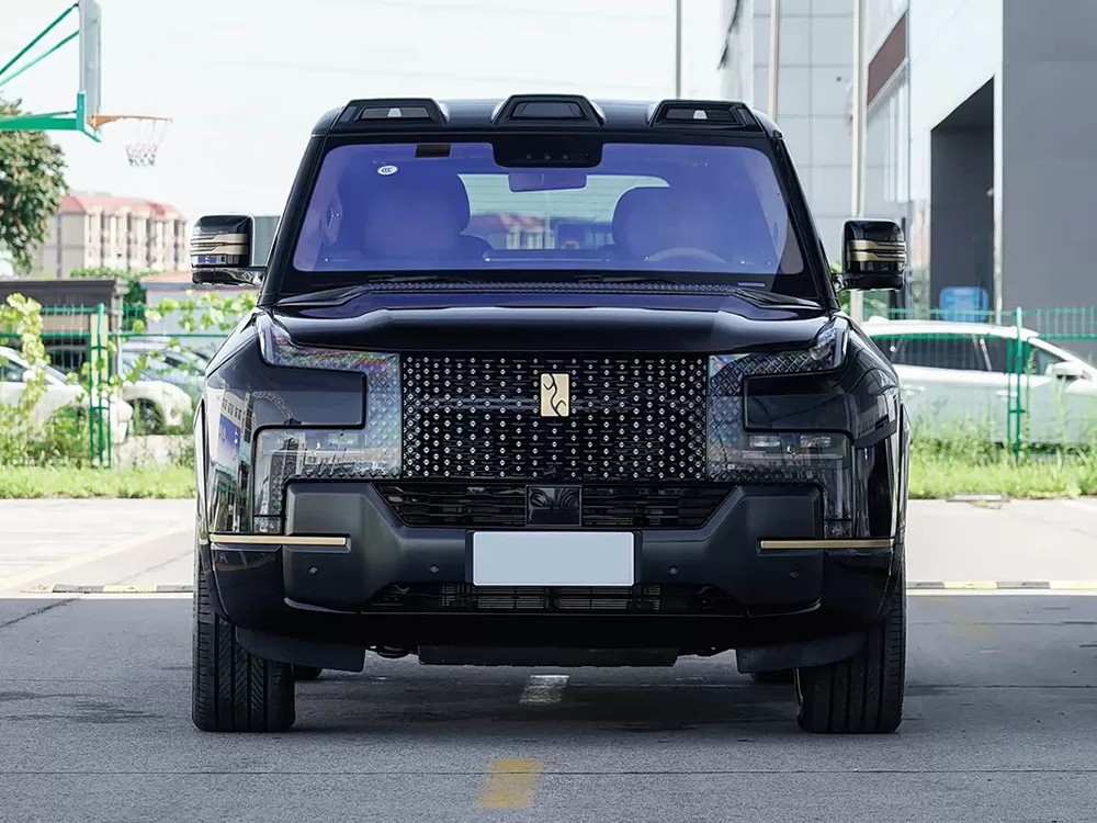 BYD Yangwang U8L 2026