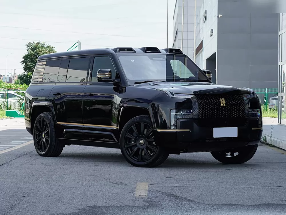 BYD Yangwang U8L 2026