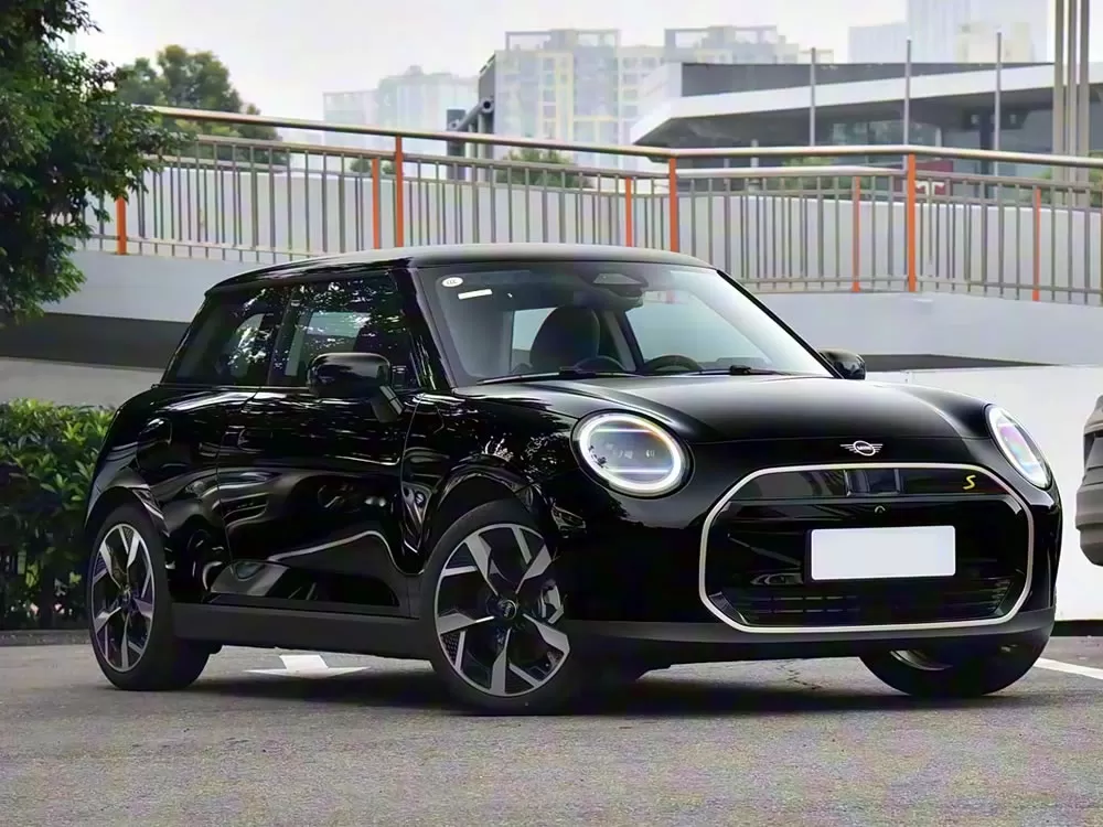 BMW MINI COOPER NEW 2026