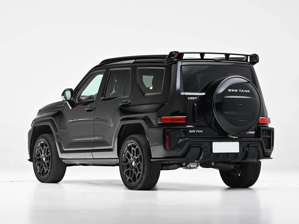 2026 Tank 700 Hi4-T / Hi4-Z