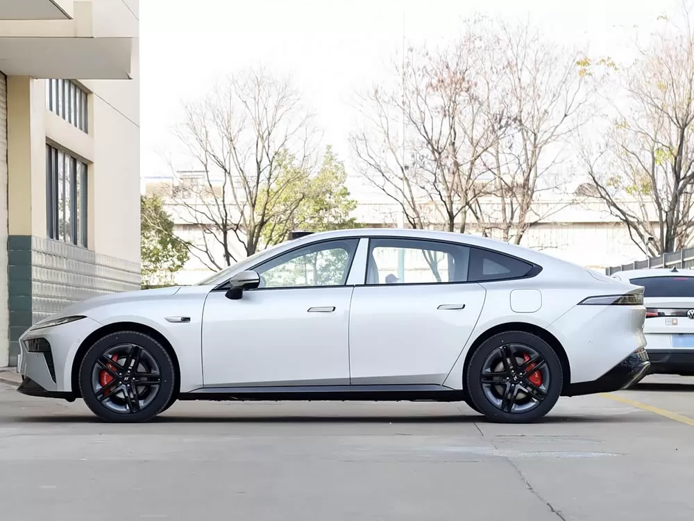 دونغفنغ e&pi;007 EV جديد 2026