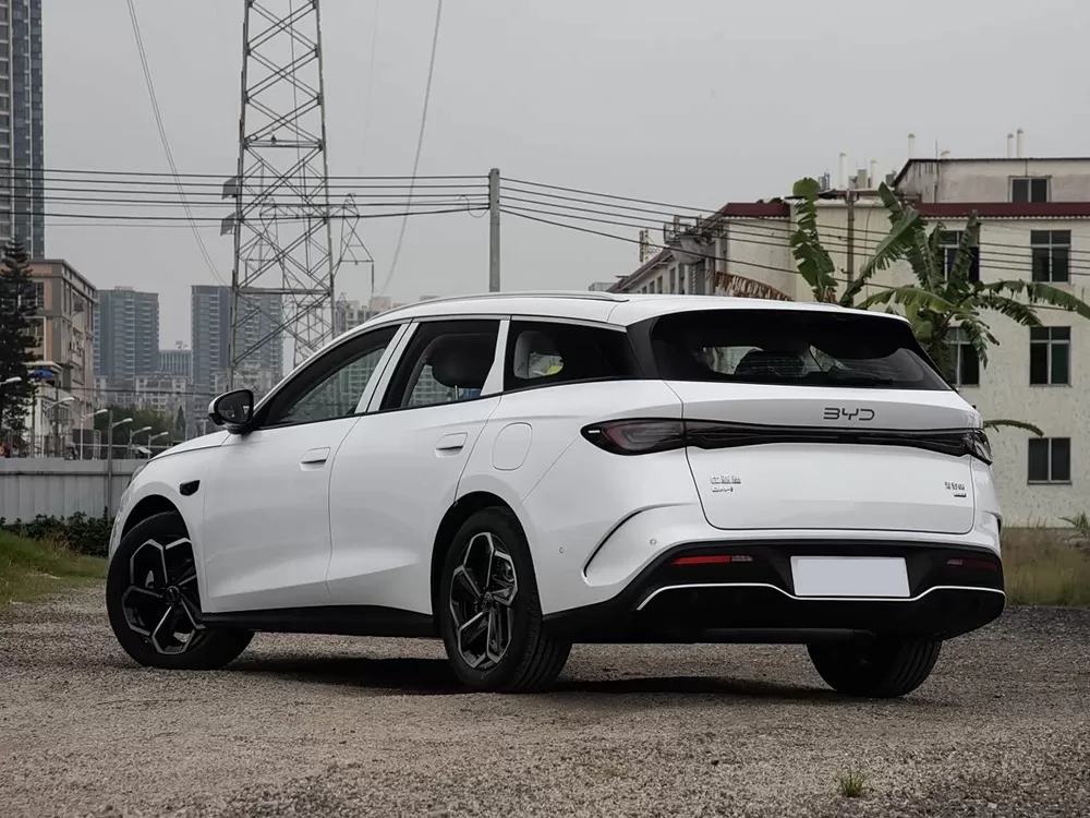 BYD Seal 06 DM-i Touring Edition 2026