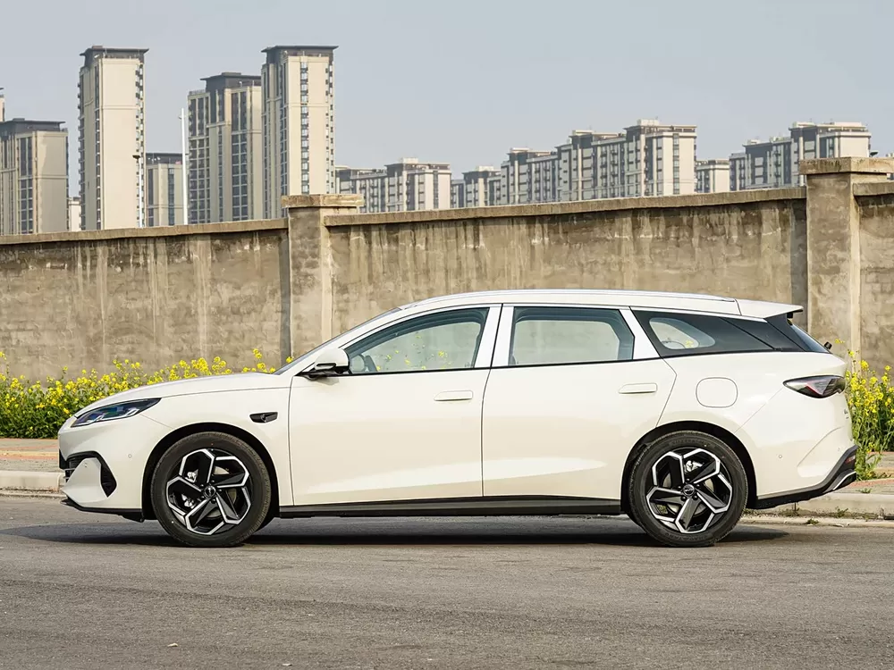 بي واي دي سيل 06 DM-i Travel Edition 2026