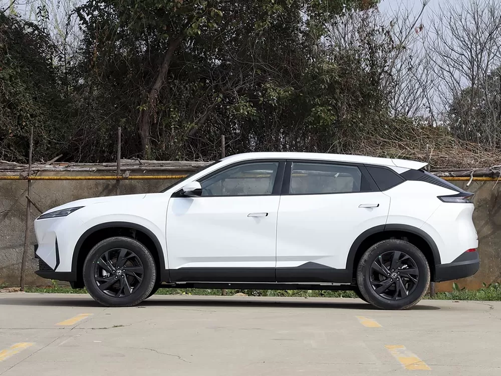 DongFeng Aeolus L7 EV 2026