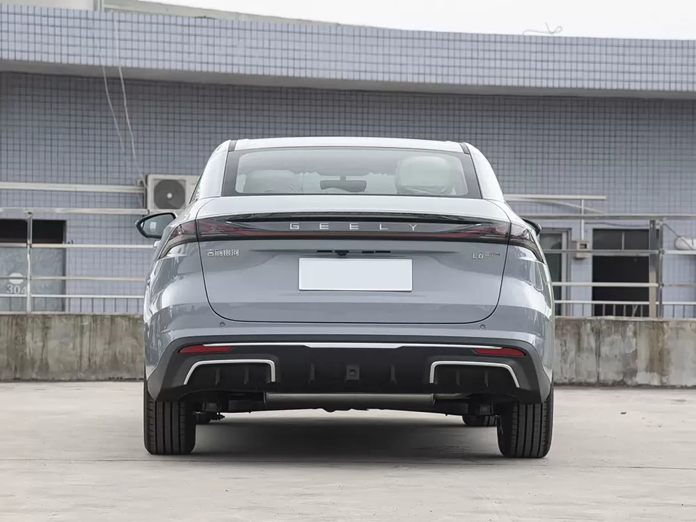 Geely Galaxy L6 EM-i 60km 140km 2025