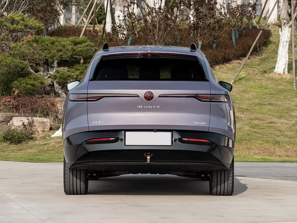 فولكس فاكس ID.UNYX 08 EV 2026