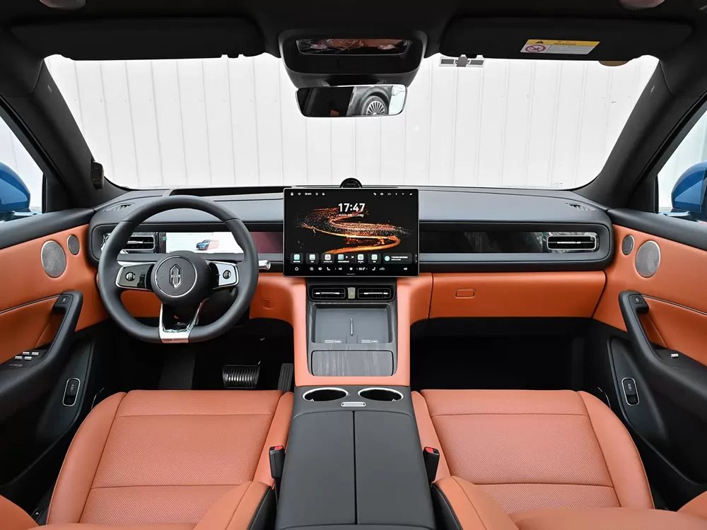 HIMA 2026 AITO M6: The Cutting-Edge Smart SUV