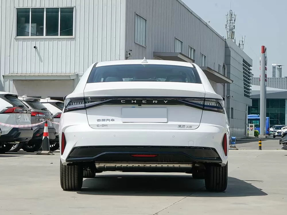 Chery FULWIN A8 DHT 2025