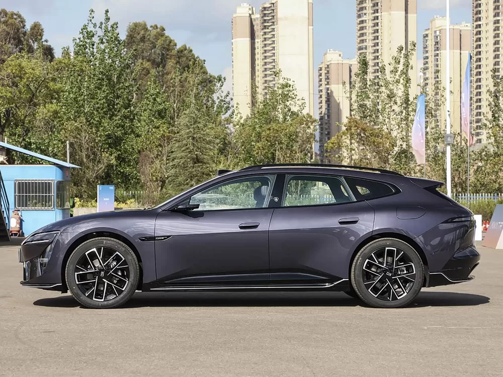 AVATR 06T REEV/EV 2026