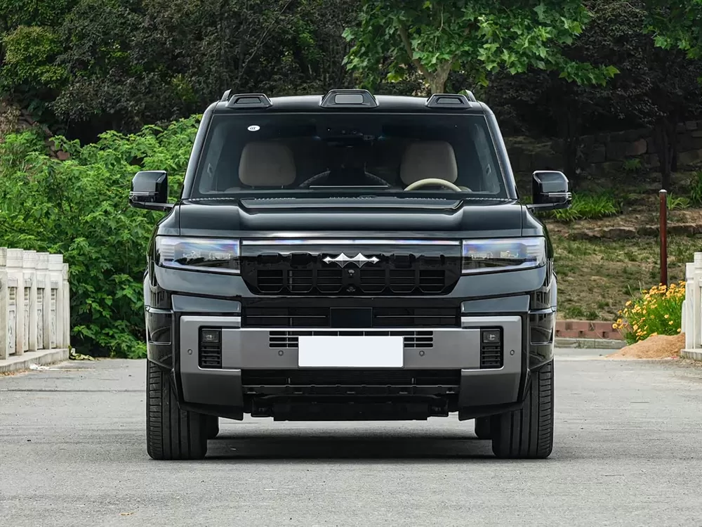 BYD 2026 Formula Leopard 8 (Fast-Charging Edition)