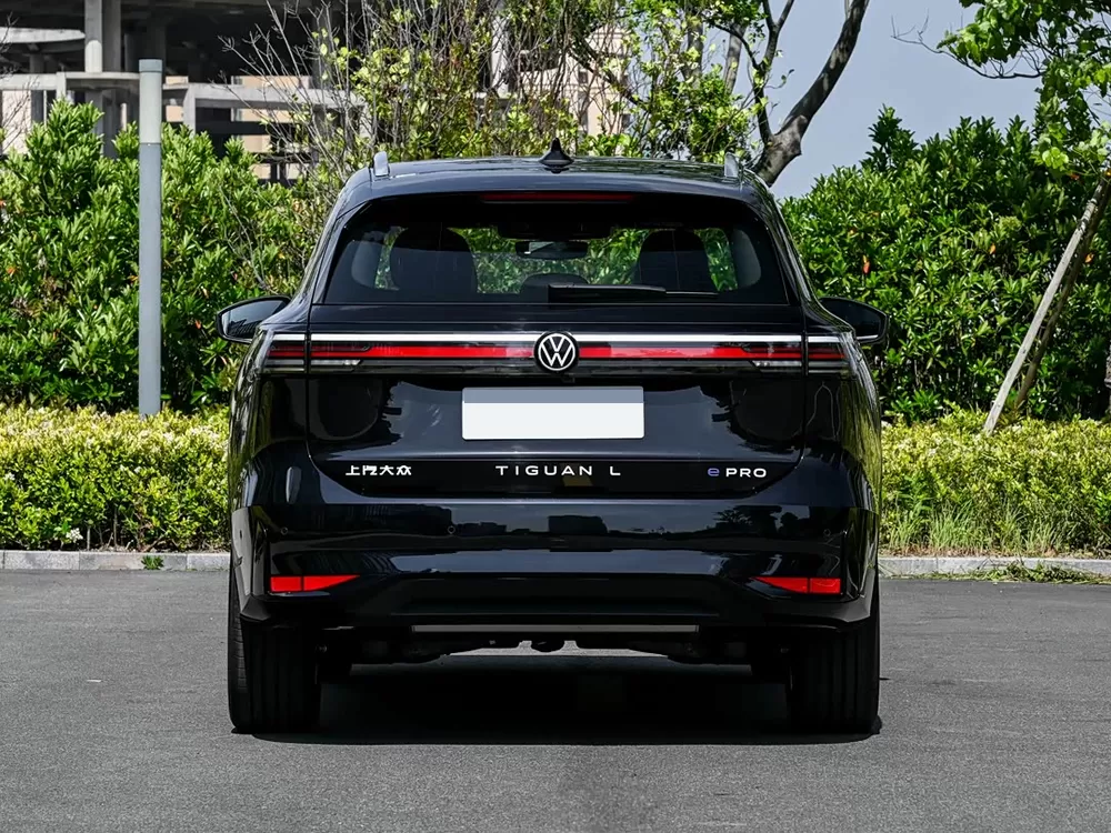 Volkswagen Tiguan L PHEV 2026