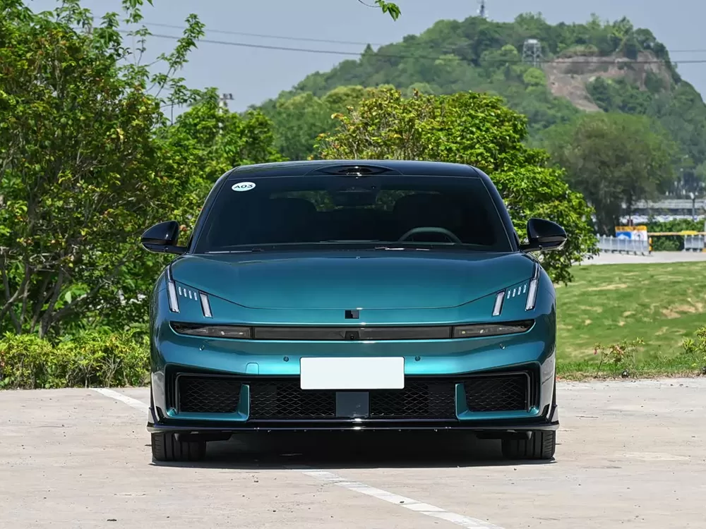2026 LYNK & CO 10