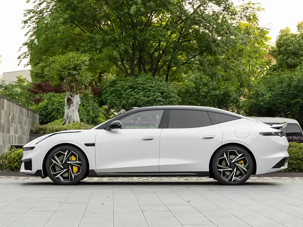 LYNK&CO 10/10+ 2026 EV